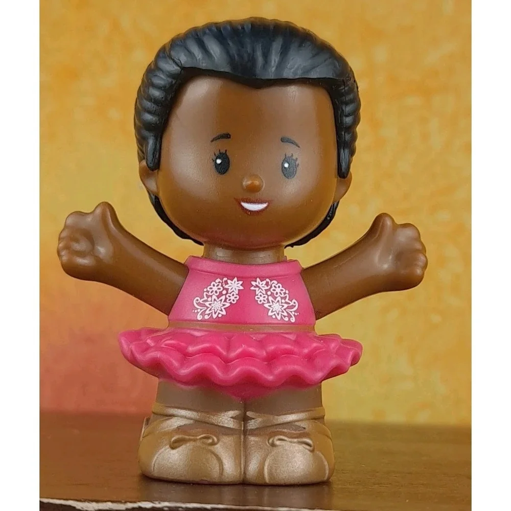 Fisher Price Little People  BARBIE African American  Girl Ballerina 2022